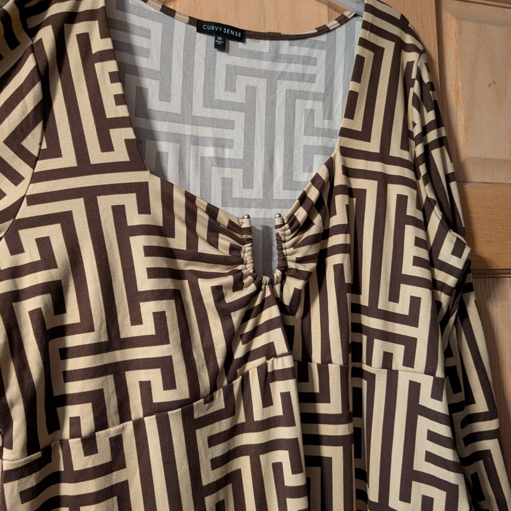 Curvy Sense Beige and Brown Geometric Blouse